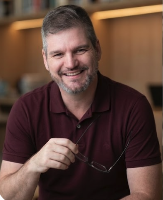 Vitor Kessler, Auditor Federal CGU e professor de SQL para concursos